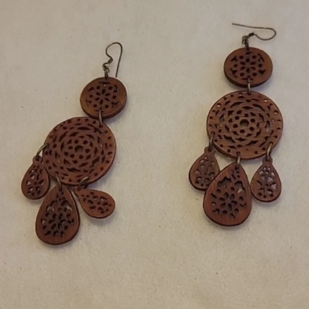Dangling Pierced Earrings Round Teardrop Carved Wooden Cut-Out‎ Boho Jewelry